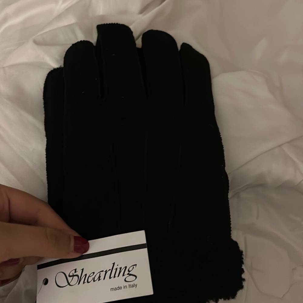 Men’s XS black gloves